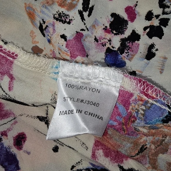 Jodifl, Pom Pom Fringe Tassel, Floral Smocked Draped Watercolor Boho Top large - Picture 4 of 12